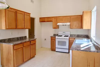 653 Stonewood Drive, Los Banos, CA 93635 - Photo 16