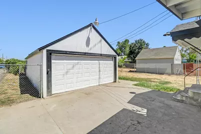 2562 Taft Street, Sacramento, CA 95815 - Photo 30