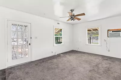2562 Taft Street, Sacramento, CA 95815 - Photo 4