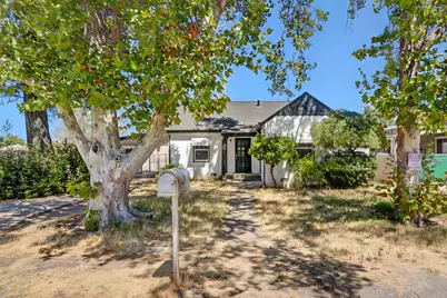 2562 Taft Street, Sacramento, CA 95815 - Photo 1