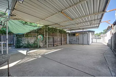 7023 Larchmont Drive, North Highlands, CA 95660 - Photo 32