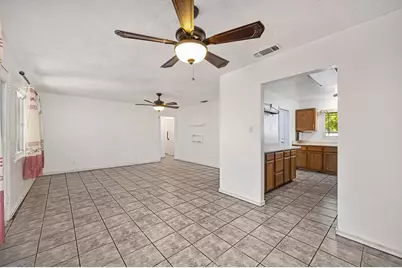 7023 Larchmont Drive, North Highlands, CA 95660 - Photo 12