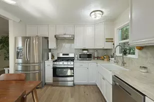 4921 E Hogan Ln, Lodi, CA 95240 - Photo 10