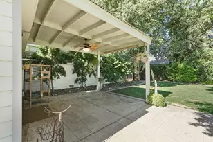 4921 E Hogan Ln, Lodi, CA 95240 - Photo 32