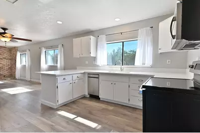17569 Campbell Avenue, Escalon, CA 95320 - Photo 14