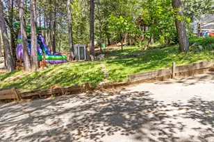 15798 Names Dr, Grass Valley, CA 95949 - Photo 2