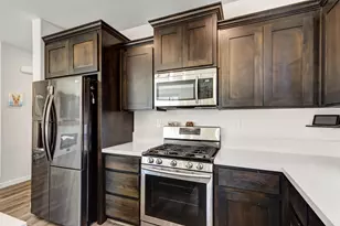 2032 Metalmark St, Roseville, CA 95747 - Photo 10