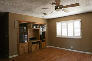 1361 Longshore Ct, Sacramento, CA 95838 - Photo 10