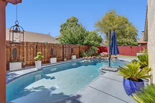 8119 Greenock Way, Antelope, CA 95843 - Photo 4