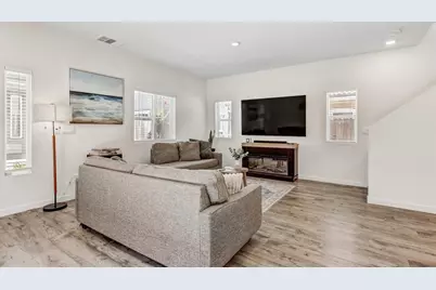 5072 Molino Circle, Roseville, CA 95747 - Photo 8