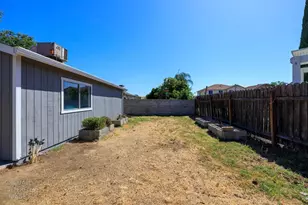 712 Walnut Ave, Patterson, CA 95363 - Photo 42