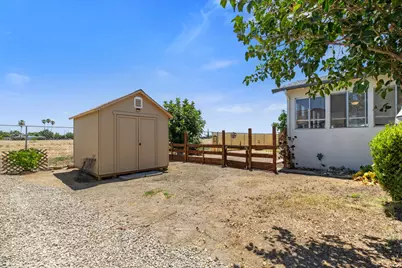 746 Miller Lane, Los Banos, CA 93635 - Photo 36