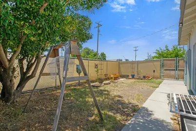 746 Miller Lane, Los Banos, CA 93635 - Photo 32