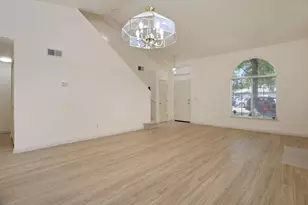 5451 Governor Cir, Stockton, CA 95210 - Photo 6