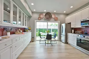 7598 Sunmore Ln, Sacramento, CA 95828 - Photo 2