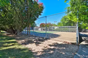 7598 Sunmore Ln, Sacramento, CA 95828 - Photo 34