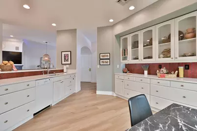 7598 Sunmore Lane, Sacramento, CA 95828 - Photo 4