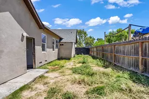 501 Flower St, Turlock, CA 95380 - Photo 26