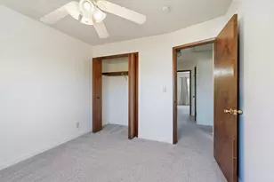 210 Laurel Ct, Ripon, CA 95366 - Photo 12