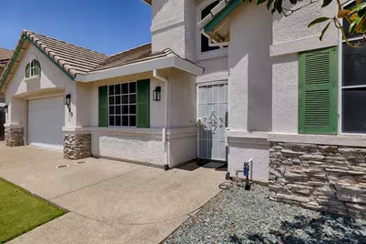 8583 Almond Bluff Court, Orangevale, CA 95662 - Photo 4