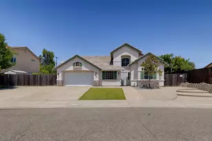 8583 Almond Bluff Ct, Orangevale, CA 95662 - Photo 2