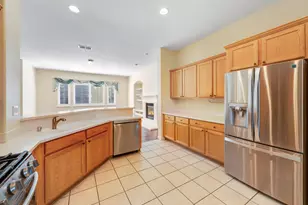 2713 Robinson Creek Ln, Elk Grove, CA 95758 - Photo 14