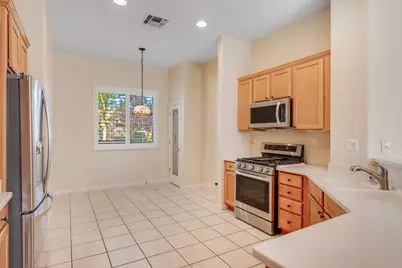 2713 Robinson Creek Lane, Elk Grove, CA 95758 - Photo 18