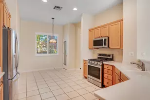 2713 Robinson Creek Ln, Elk Grove, CA 95758 - Photo 18