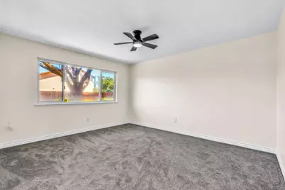 9081 Meadowdale Way, Elk Grove, CA 95624 - Photo 30
