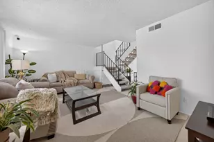 4221 Brookfield Dr, Sacramento, CA 95823 - Photo 6