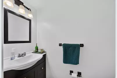 4221 Brookfield Drive, Sacramento, CA 95823 - Photo 22