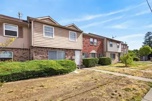 4221 Brookfield Dr, Sacramento, CA 95823 - Photo 2