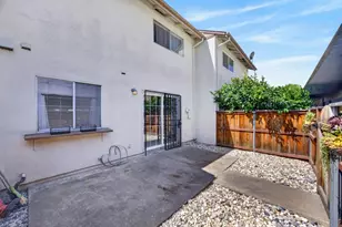4221 Brookfield Dr, Sacramento, CA 95823 - Photo 40