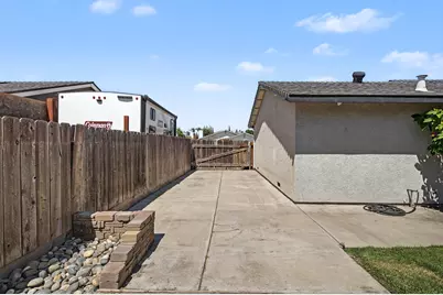 1988 Sherwood Place, Manteca, CA 95336 - Photo 34
