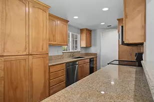 1988 Sherwood Pl, Manteca, CA 95336 - Photo 8
