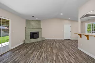1988 Sherwood Pl, Manteca, CA 95336 - Photo 12