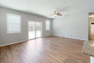 2065 River Wood Dr, Linda, CA 95901 - Photo 18