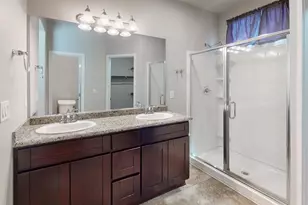 2065 River Wood Dr, Linda, CA 95901 - Photo 28
