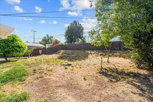 6436 Craighurst Dr, North Highlands, CA 95660 - Photo 24