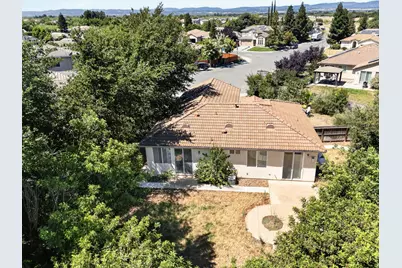 109 Crosscreek Ct, Arbuckle, CA 95912 - Photo 10