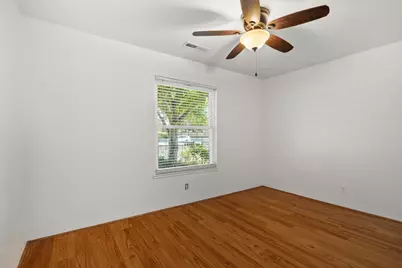 9713 Thornton Road, Stockton, CA 95209 - Photo 26