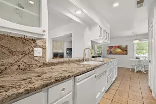 9713 Thornton Rd, Stockton, CA 95209 - Photo 10