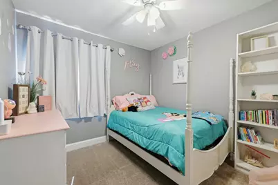 5200 Laguna Crest Way, Elk Grove, CA 95758 - Photo 12