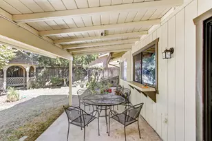 1208 Lantern Ct, Sacramento, CA 95864 - Photo 36
