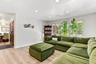 1208 Lantern Ct, Sacramento, CA 95864 - Photo 8