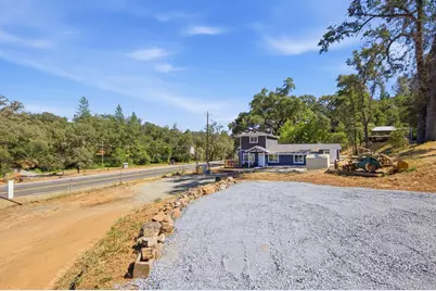 10019 Ladybird Dr, Grass Valley, CA 95949 - Photo 12