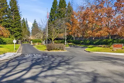 7431 Black Tree Ln, Citrus Heights, CA 95610 - Photo 56