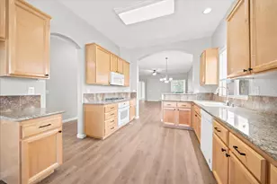 2016 San Esteban Cir, Roseville, CA 95747 - Photo 10