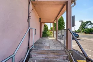 2033 Marconi Ave, Sacramento, CA 95821 - Photo 6