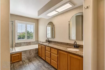1542 E D Street, Oakdale, CA 95361 - Photo 10